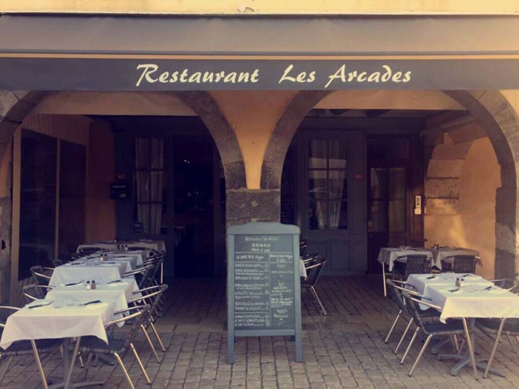 Bannière du restaurant Les arcades à Damazan